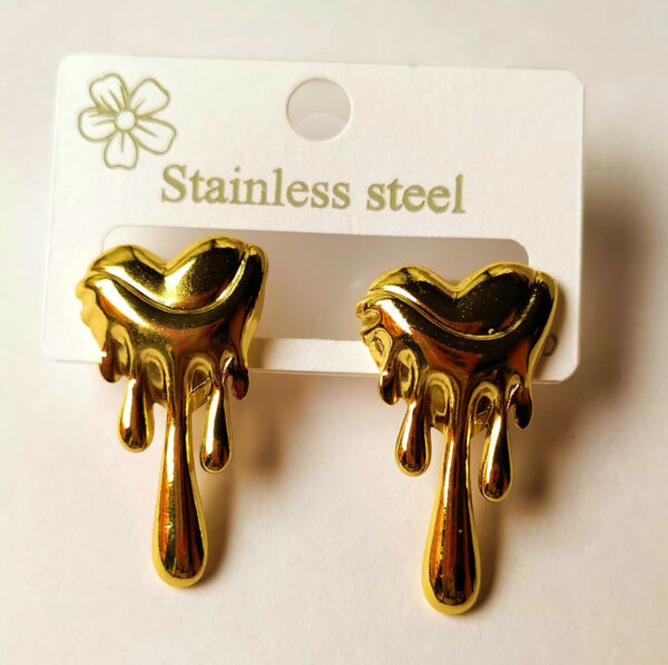 dripping heart anti tarnish earrings gold