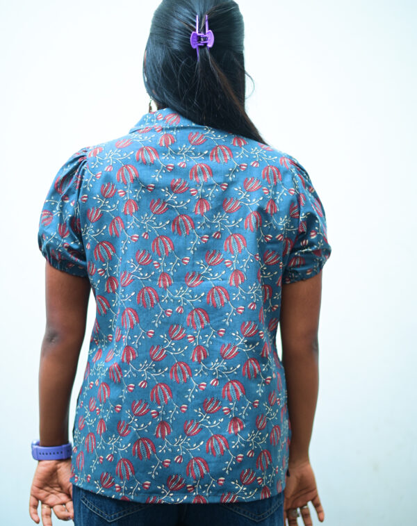 Cotton short kurta for women in floral print design