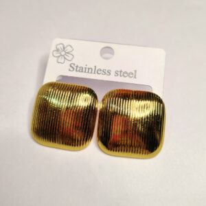 Elegant Anti Tarnish Square Gold Stud Earrings – Modern Lightweight Design